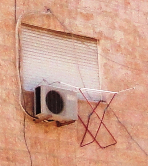 منشر لكل شباك!