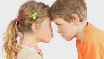 الآثار النفسية للتمييز بين الاولاد