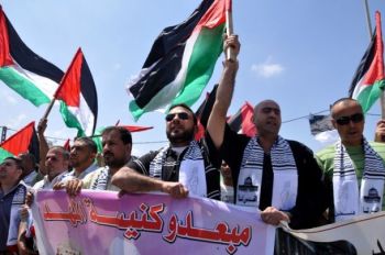 20130316-14255439390397