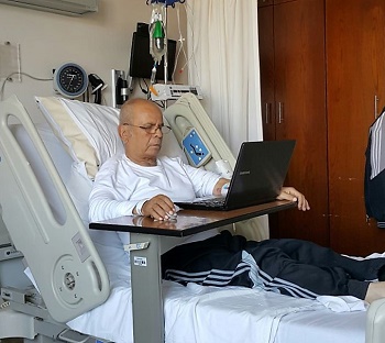 2016-09-21-04-59-42-4