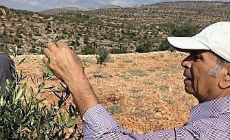 2016-10-12-17-11-52-2